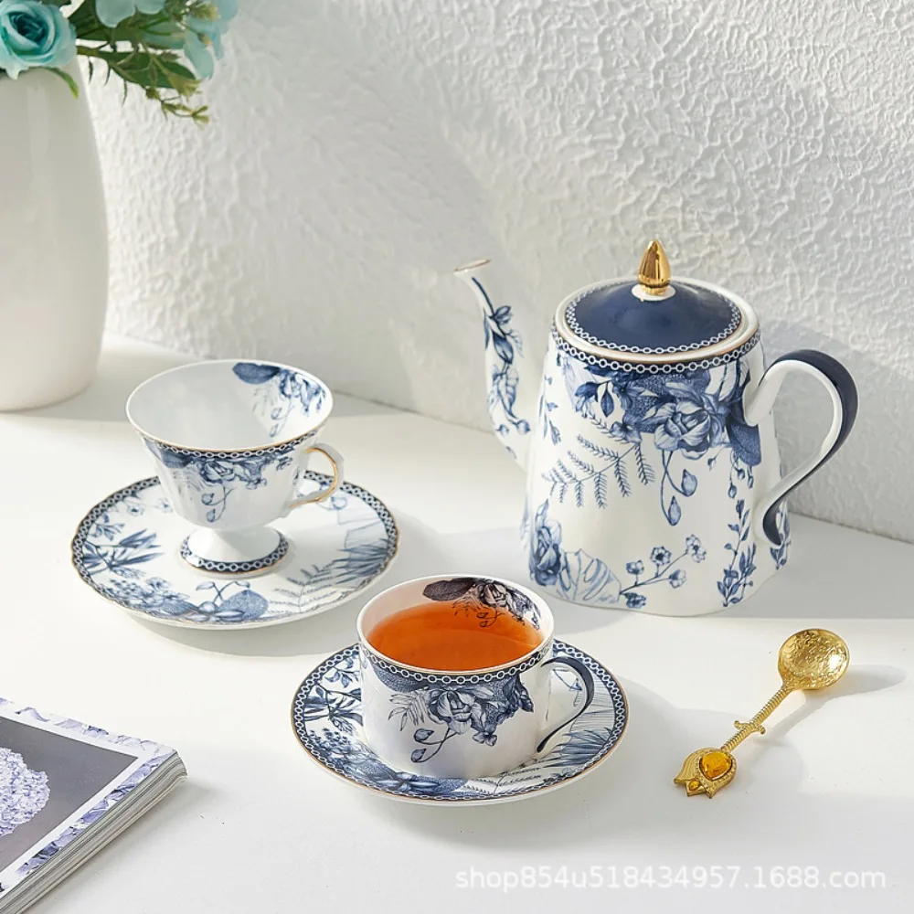 Simple Coffee Cup Set, European Cup and Saucer, British Afternoon Tea Water Mug, Household Drinkware Ceramic Coffee Tea Tools
Simple Coffee Cup Set, European Cup and Saucer, British Afternoon Tea Water Mug, Household Drinkware Ceramic Coffee Tea Tools