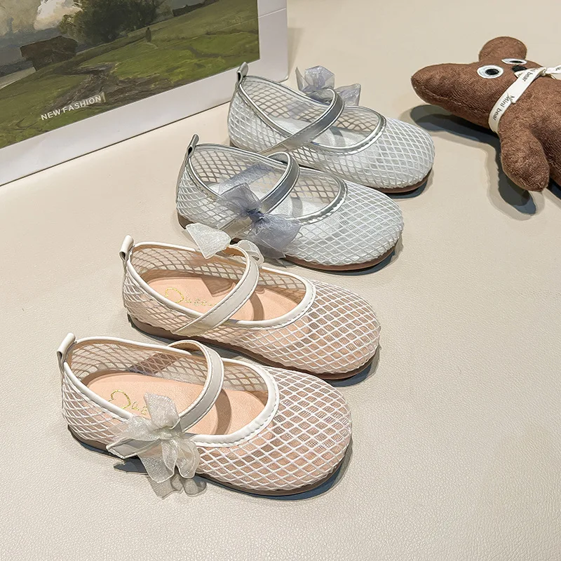 Fashion Girls Shoes 2025 Summer New Kids Sandals Comfort Soft Bottom Girls' Mesh Sandals Simple Anti Slip Child Beach Shoes
Fashion Girls Shoes 2025 Summer New Kids Sandals Comfort Soft Bottom Girls' Mesh Sandals Simple Anti Slip Child Beach Shoes