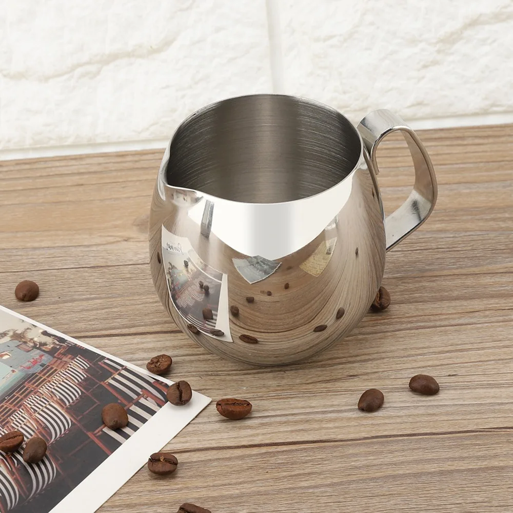Thick Stainless Steel Milk Frothing Pitcher Special Spout Design Smooth Surface Latte Coffee Cup Anti Slip Handle
Thick Stainless Steel Milk Frothing Pitcher Special Spout Design Smooth Surface Latte Coffee Cup Anti Slip Handle