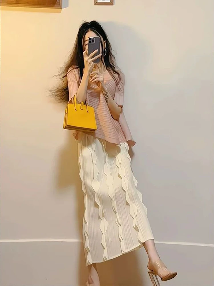 Chao Good Looking Two-Piece Set Summer Folded Irregular Top Women's Dress Tea System Half Skirt Fashionable Polyester Fiber
Chao Good Looking Two-Piece Set Summer Folded Irregular Top Women's Dress Tea System Half Skirt Fashionable Polyester Fiber