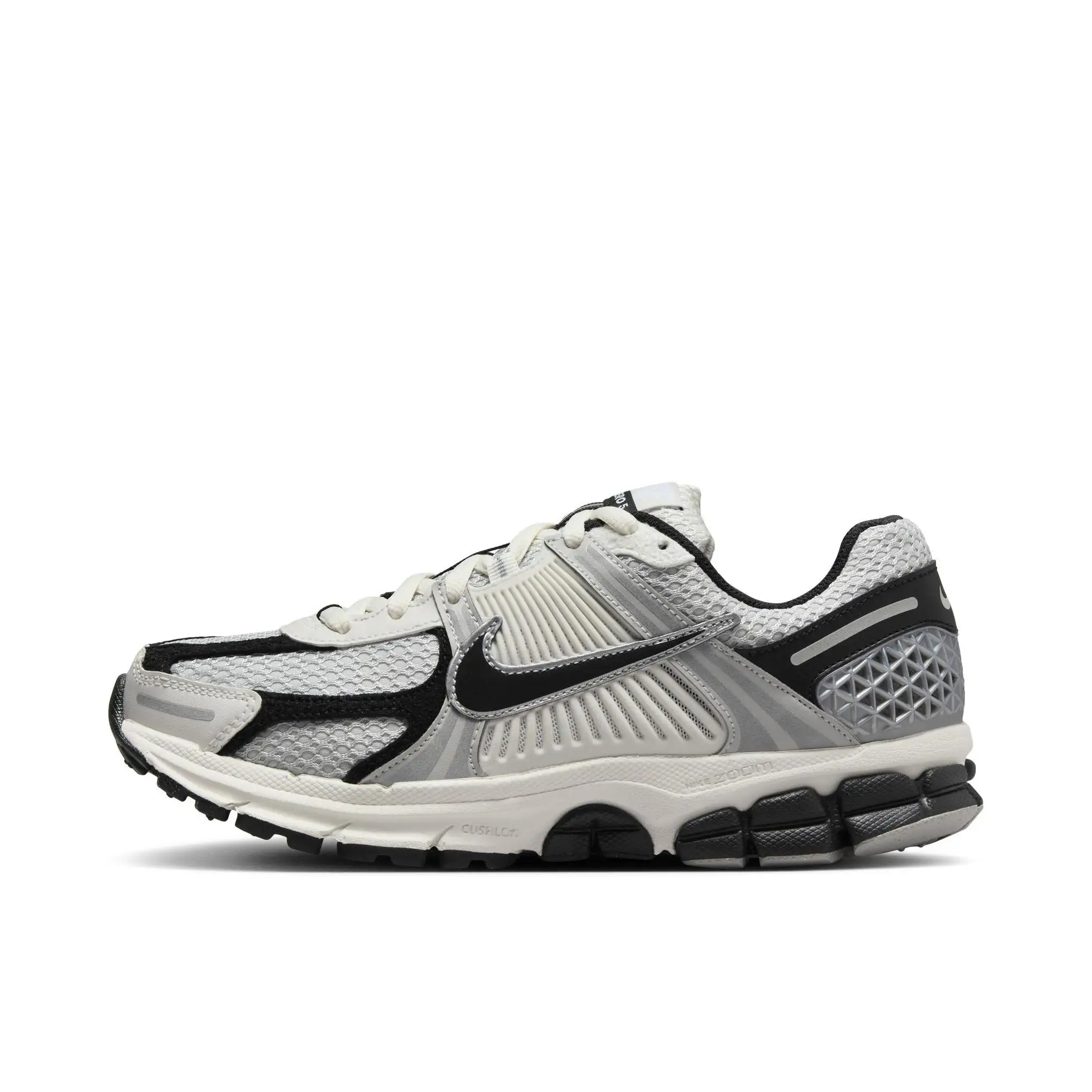 Nike Zoom Vomero 5, женские и мужские кроссовки, черные, металлические, серебристые, белые, удобные, амортизирующие, дышащие, в стиле ретро, HQ1182-001
Nike Zoom Vomero 5, женские и мужские кроссовки, черные, металлические, серебристые, белые, удобные, амортизирующие, дышащие, в стиле ретро, HQ1182-001