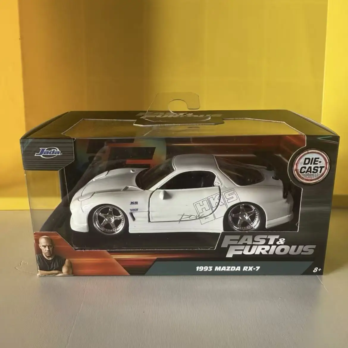 JADA 1:24 Tokyo Drift Han RX7 Alloy Car Model Fast Furious Classic Vehicle Collectible Ornament For Men
JADA 1:24 Tokyo Drift Han RX7 Alloy Car Model Fast Furious Classic Vehicle Collectible Ornament For Men
