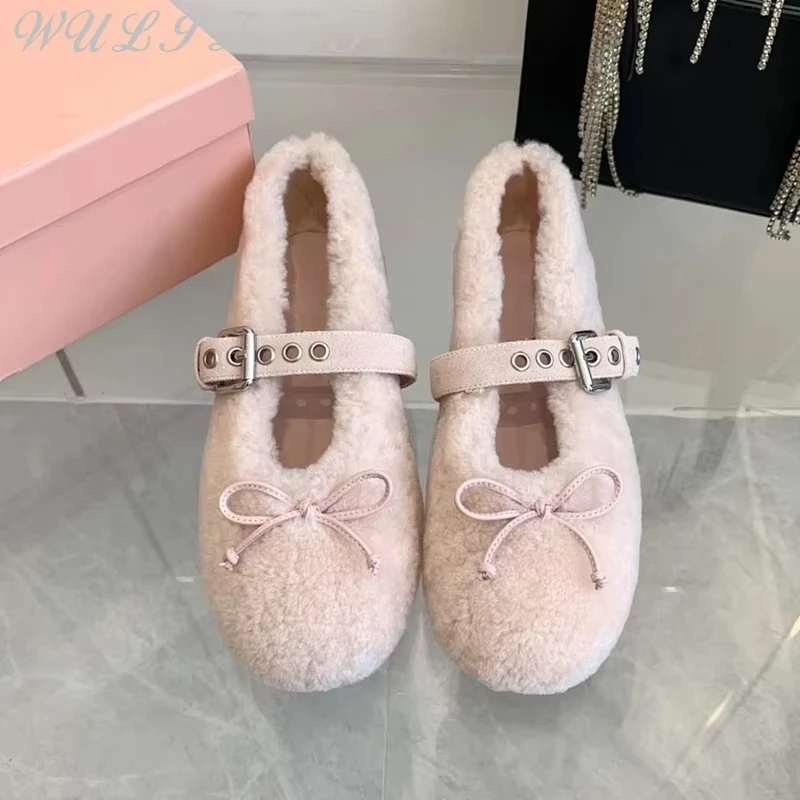 Pink Sweet Lamb Wool Flat Cotton Shoes Winter New Versatile Bow Belt Buckle Soft Bottom Comfortable Women's Loafers Keep Warm
Pink Sweet Lamb Wool Flat Cotton Shoes Winter New Versatile Bow Belt Buckle Soft Bottom Comfortable Women's Loafers Keep Warm