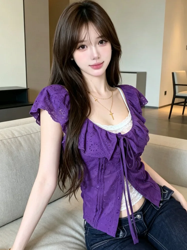 Retro Lace See-through Crop Top And Vest Set Women Summer New Style Irregular Short Pure Desire Top for Citywalk
Retro Lace See-through Crop Top And Vest Set Women Summer New Style Irregular Short Pure Desire Top for Citywalk
