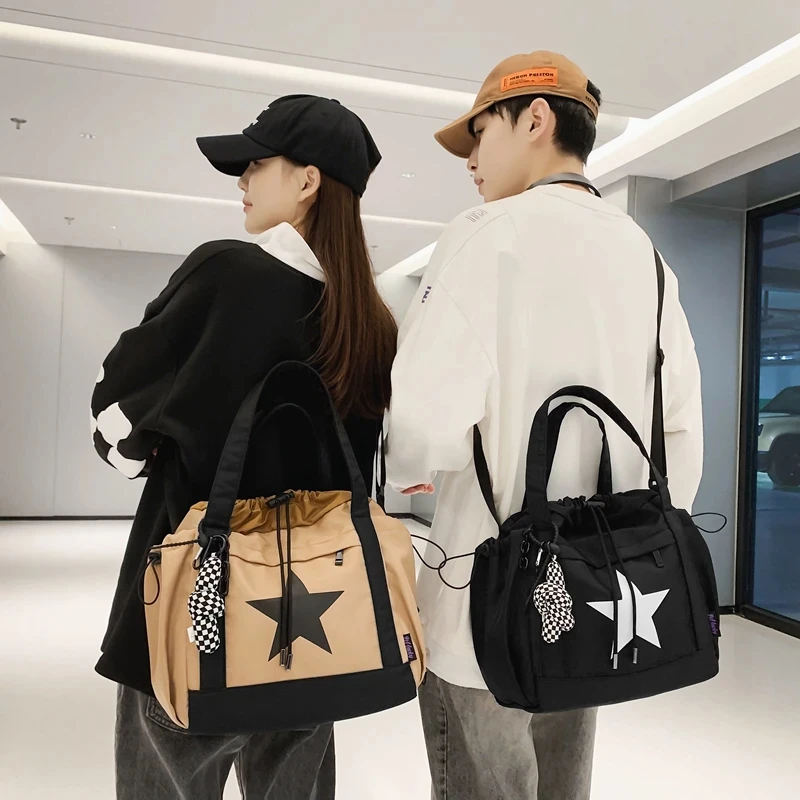 Crossbody bag, new niche and versatile bag, men's and women's large capacity Korean trendy shoulder bag, student shoulder bag
Crossbody bag, new niche and versatile bag, men's and women's large capacity Korean trendy shoulder bag, student shoulder bag