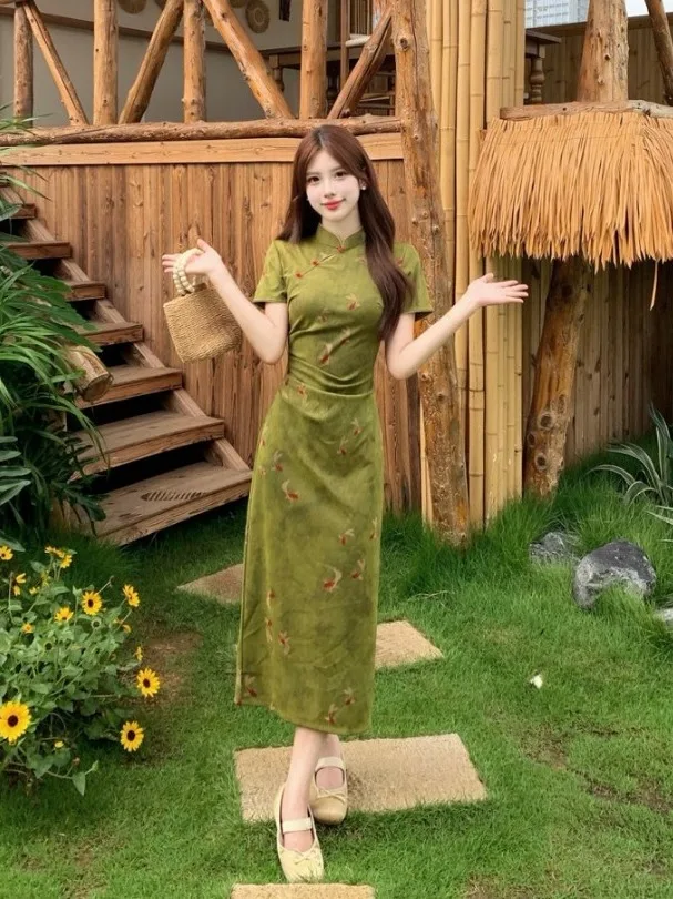 plus Size Green Qipao Dress Slimming Summer Style Chinese New Fashion High Waist Printed Long Skirt for Plump Women
plus Size Green Qipao Dress Slimming Summer Style Chinese New Fashion High Waist Printed Long Skirt for Plump Women