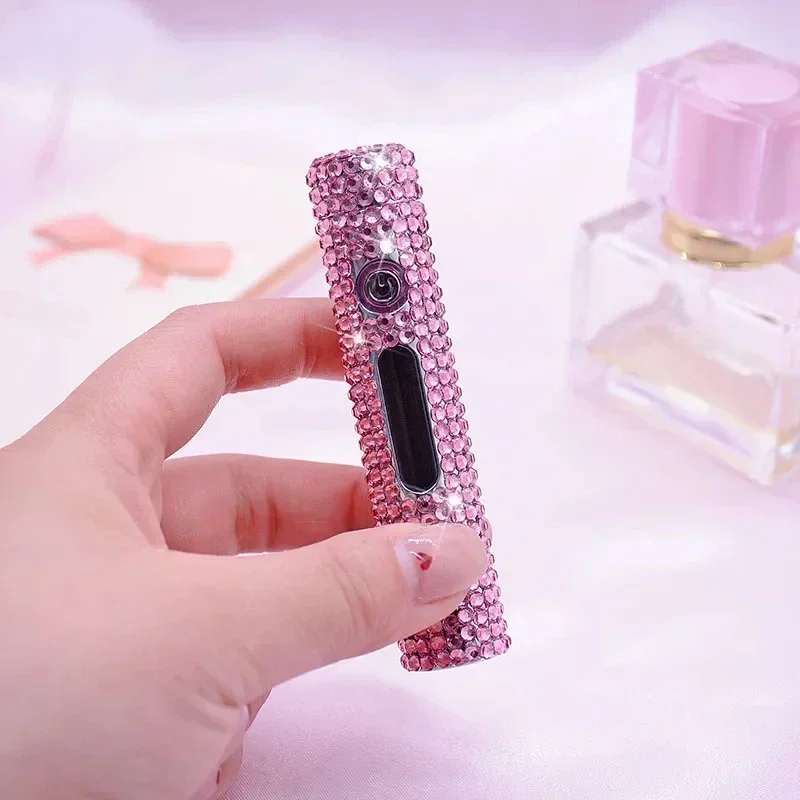 Luxury Metal Dual Arc Pulse Lighter High-end Diamond Inlaid Windproof USB Rechargeable Outdoor Plasma Flameless Women's Lighter
Luxury Metal Dual Arc Pulse Lighter High-end Diamond Inlaid Windproof USB Rechargeable Outdoor Plasma Flameless Women's Lighter