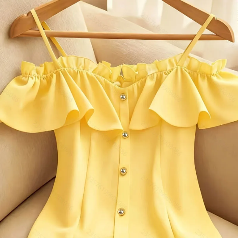 Camisas De Mujer Fashion Slash Neck Ruffles Women Shirt Blouse Summer Sleeveless Shirt Blouse Women Tops Camisas Blouses Q3646
Camisas De Mujer Fashion Slash Neck Ruffles Women Shirt Blouse Summer Sleeveless Shirt Blouse Women Tops Camisas Blouses Q3646