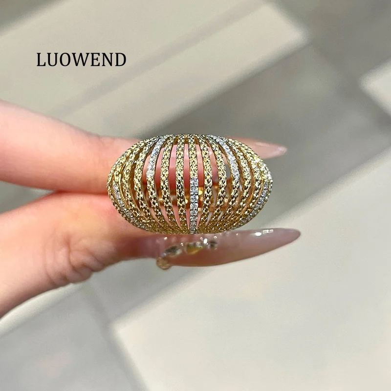 LUOWEND 100% 18K Yellow Gold Rings Luxury Fashion Design 0.26carat Real Natural Diamond Ring for Women High Party Jewelry
LUOWEND 100% 18K Yellow Gold Rings Luxury Fashion Design 0.26carat Real Natural Diamond Ring for Women High Party Jewelry