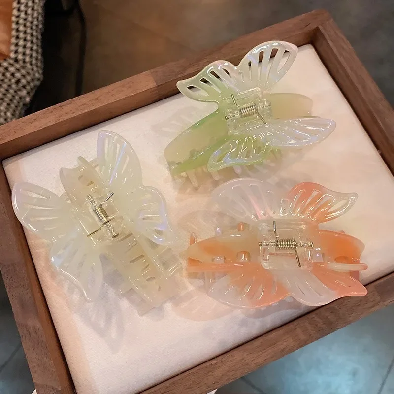 BYL Animal Series Striped Butterfly Hair Clips Acetate Claw Clip Fresh Sweet Cute Hair Claw Clip Hair Accessories for Women Girl
BYL Animal Series Striped Butterfly Hair Clips Acetate Claw Clip Fresh Sweet Cute Hair Claw Clip Hair Accessories for Women Girl