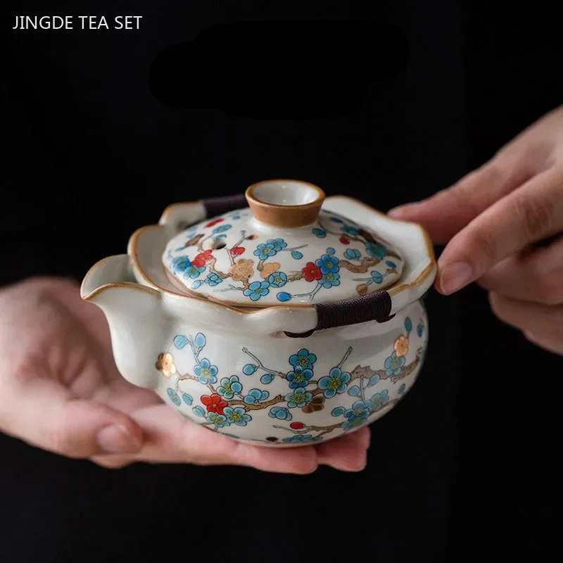 Ru Печь с рисунком сливы, ручной горшок, эмалированный цвет, керамический чайник, шариковое отверстие, фильтр, заварочный чайник, китайские чайные аксессуары
Ru Печь с рисунком сливы, ручной горшок, эмалированный цвет, керамический чайник, шариковое отверстие, фильтр, заварочный чайник, китайские чайные аксессуары