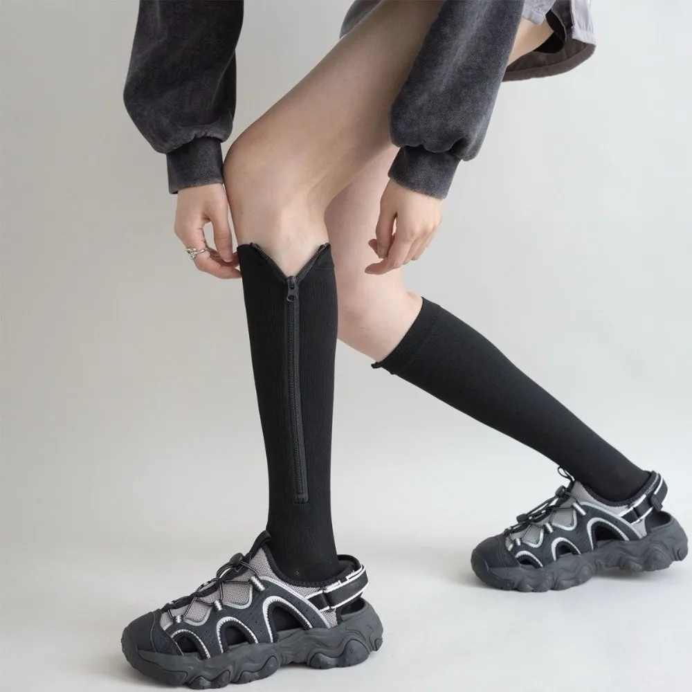 Stripe Pressure Socks Soft Breathable Compress Zipper Socks Elastic Sweat-Absorbing Cycling Sports Socks Outdoor Exercise
Stripe Pressure Socks Soft Breathable Compress Zipper Socks Elastic Sweat-Absorbing Cycling Sports Socks Outdoor Exercise