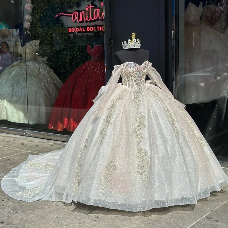 Ivory Ball Gown Quinceanera Dresses Big Bow 3D Flower Crystal Appliques With Cape 16 Princess Gowns Vestidos De 15 Anos
Ivory Ball Gown Quinceanera Dresses Big Bow 3D Flower Crystal Appliques With Cape 16 Princess Gowns Vestidos De 15 Anos