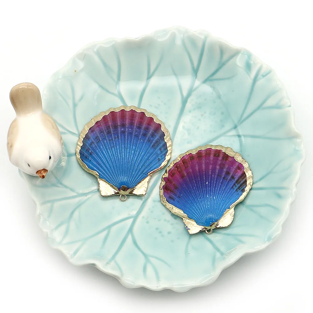 Unique and Personalized Natural Scallop Shell Dyed Blue Single-hole Shell Pendant DIY Jewelry Accessories for Necklaces Earrings
Unique and Personalized Natural Scallop Shell Dyed Blue Single-hole Shell Pendant DIY Jewelry Accessories for Necklaces Earrings