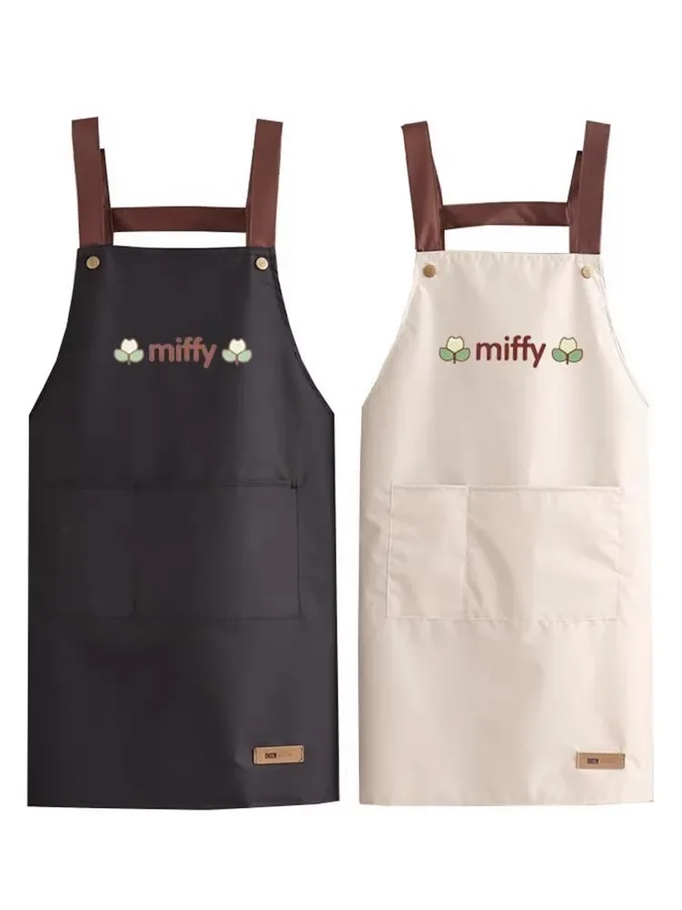 Japanese Kitchen Special Apron Super Waterproof and Oil Resistant 2023 New Home Summer Cooking Apron Work Clothes for Women
Japanese Kitchen Special Apron Super Waterproof and Oil Resistant 2023 New Home Summer Cooking Apron Work Clothes for Women