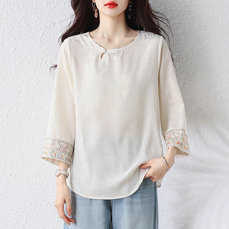 Retro Chinese Embroidered round Neck T-Shirt Women's Loose Fit Chiffon Top Nine-Quarter Sleeve Base Shirt Spring Summer
Retro Chinese Embroidered round Neck T-Shirt Women's Loose Fit Chiffon Top Nine-Quarter Sleeve Base Shirt Spring Summer