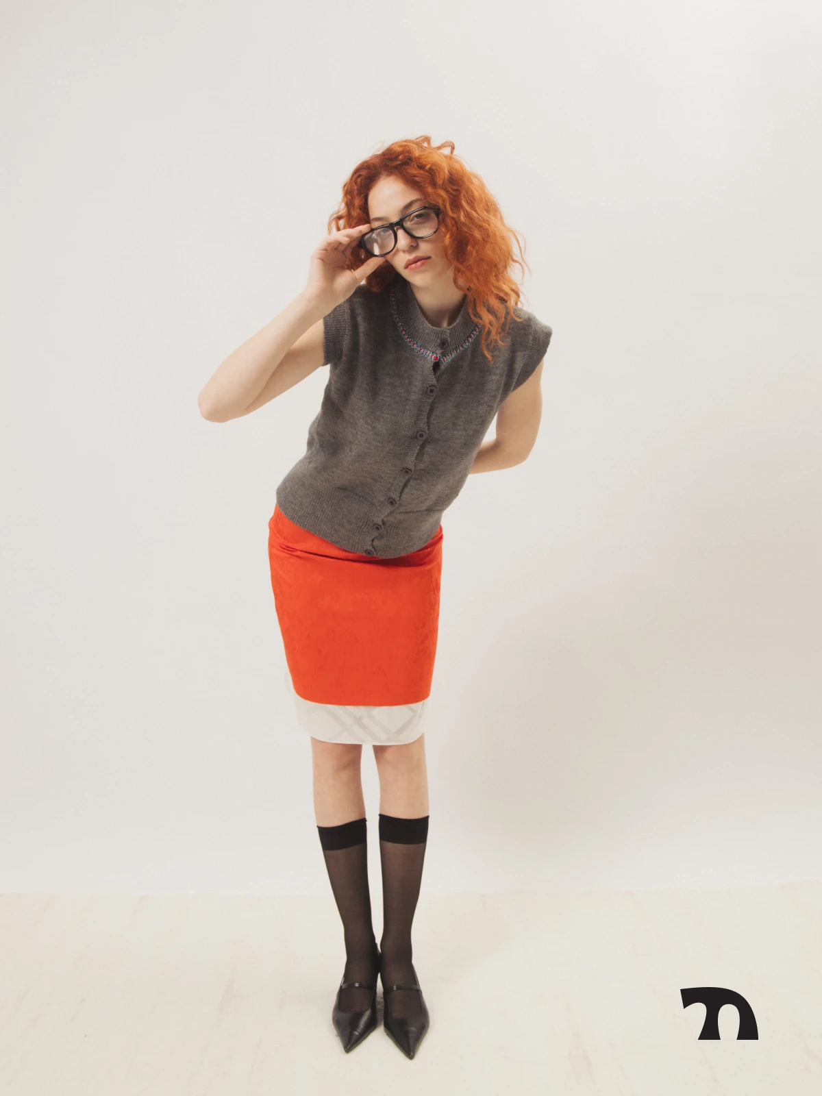 THINGN ey Knitted Fine Wool Svel Vest with Woven Neband Commute Sle Straight Cut Summer New Arrival
THINGN ey Knitted Fine Wool Svel Vest with Woven Neband Commute Sle Straight Cut Summer New Arrival