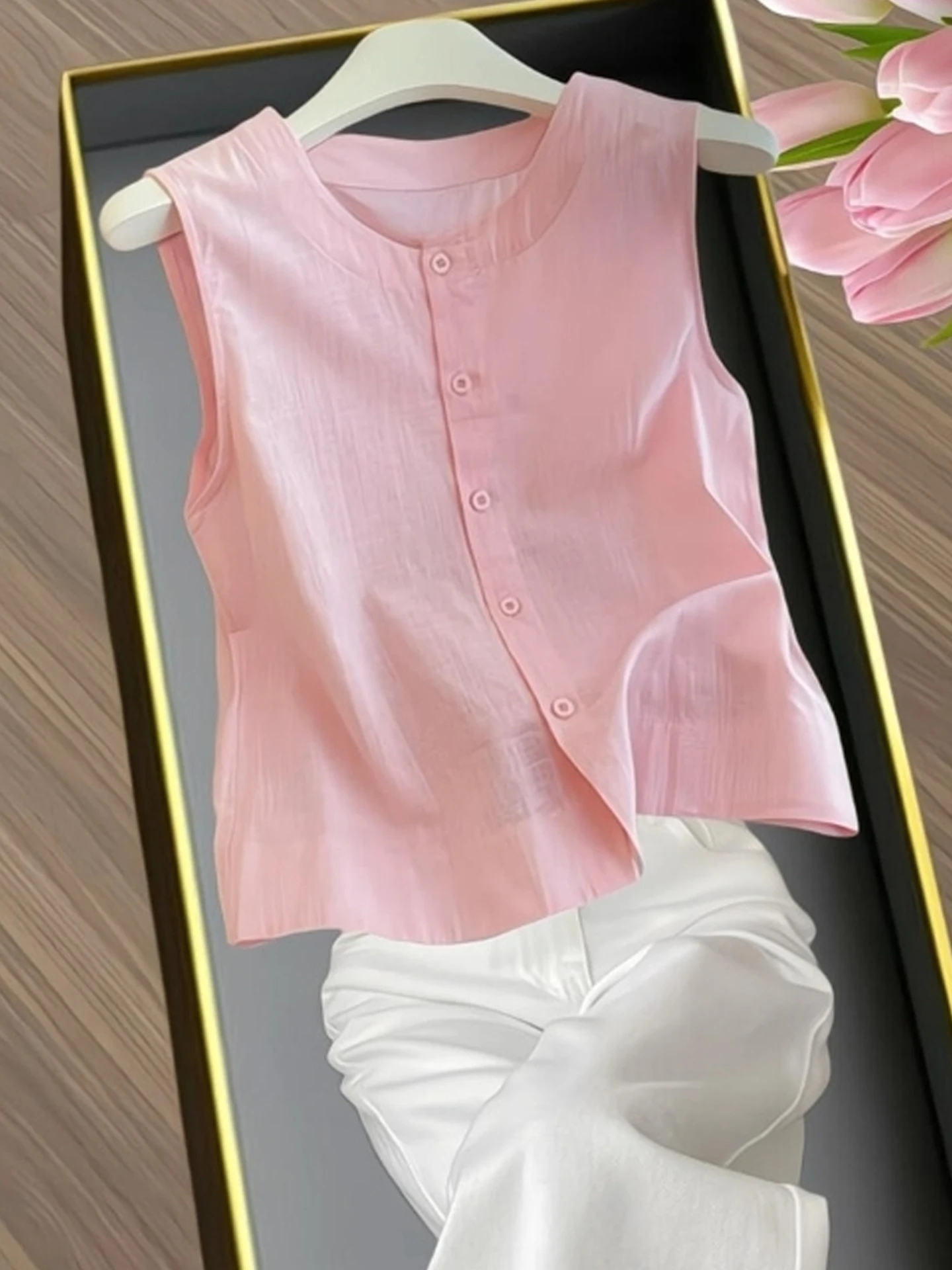 Sli розовый круглый жилет Ne Svel irt женский летний новый высококачественный простой универсальный топ Faion Maturi Beau
Sli розовый круглый жилет Ne Svel irt женский летний новый высококачественный простой универсальный топ Faion Maturi Beau