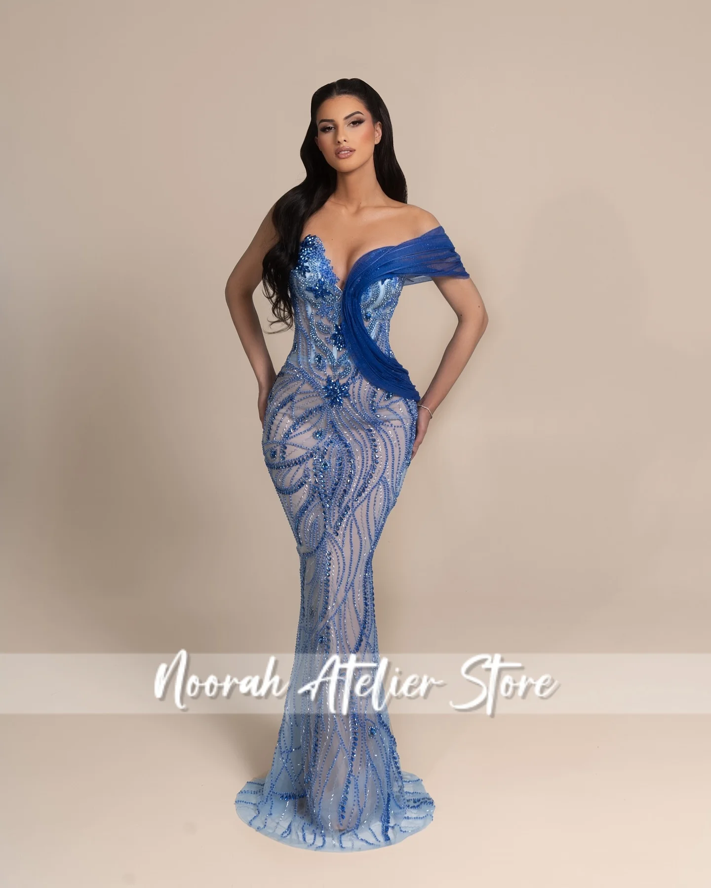 Королевский синий на одно плечо с кисточками из бисера Роскошные женские вечерние платья 2025 Женское длинное вечернее платье знаменитостей в Дубае по индивидуальному заказу
Королевский синий на одно плечо с кисточками из бисера Роскошные женские вечерние платья 2025 Женское длинное вечернее платье знаменитостей в Дубае по индивидуальному заказу