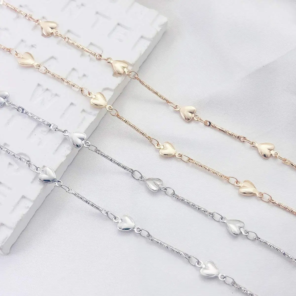 10M Long New Metal Link Chain Heart Beaded Connectors 5mm DIY Handmade Hairpin Waist Chain Necklace Crafts Accessories
10M Long New Metal Link Chain Heart Beaded Connectors 5mm DIY Handmade Hairpin Waist Chain Necklace Crafts Accessories