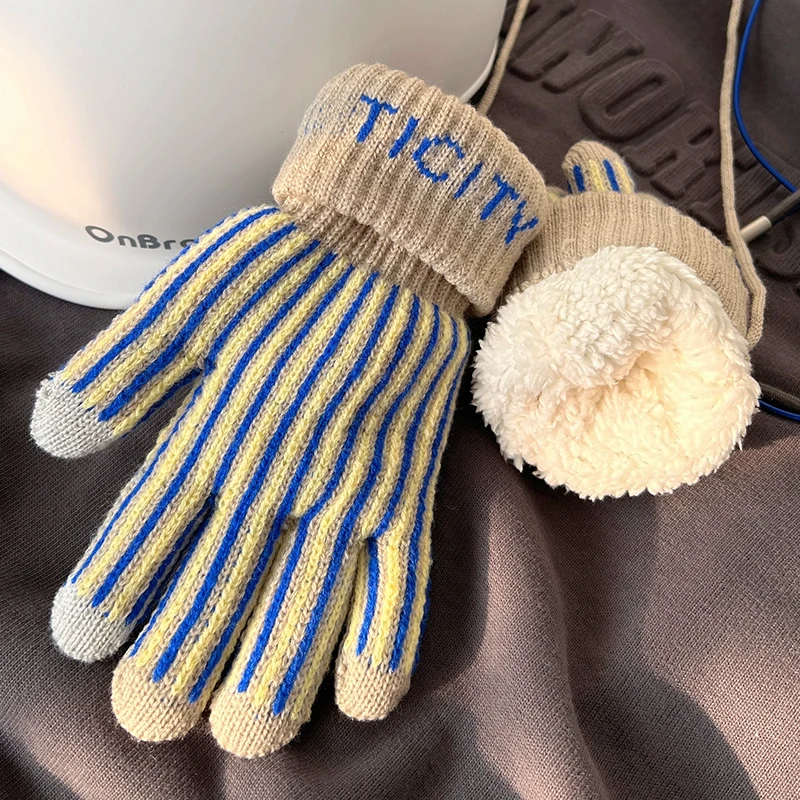 INS Japanese Retro Striped Gloves Printed Plush Thickened Drawstring Knitted Gloves Sweet Cool Premium Feel Autumn Winter Gloves
INS Japanese Retro Striped Gloves Printed Plush Thickened Drawstring Knitted Gloves Sweet Cool Premium Feel Autumn Winter Gloves