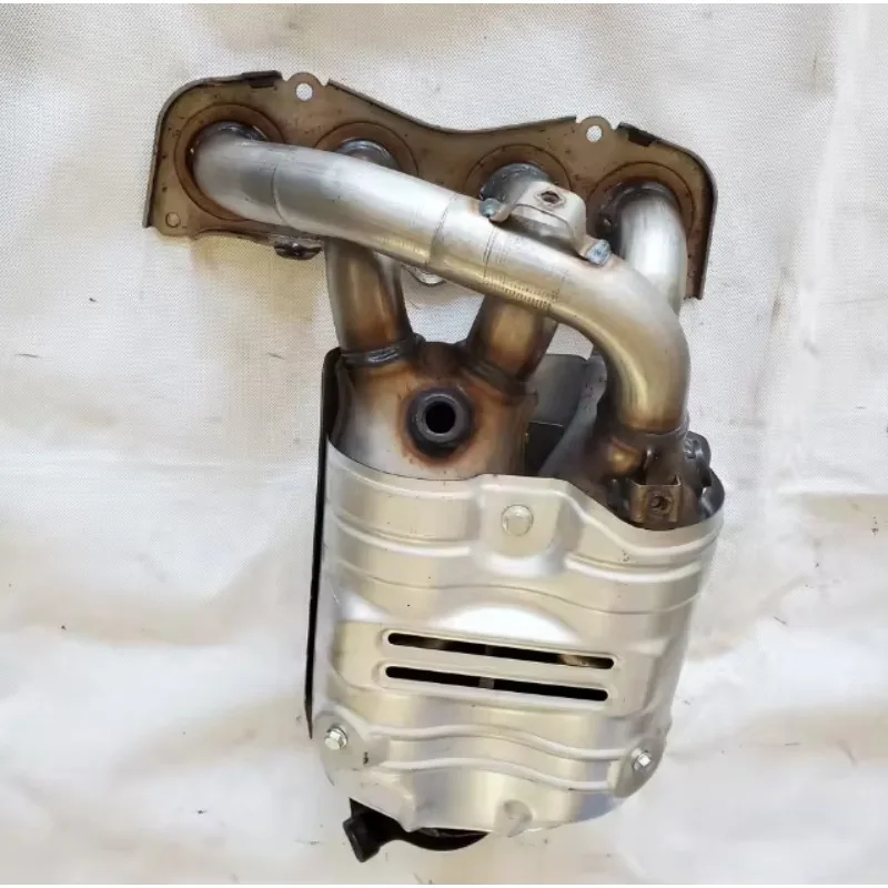 Hot Sale Auto Parts Euro4 Euro5 Car Exhaust Manifold Catalytic Converter For Toyota RAV4 Previa 2002ATV&UTV
Hot Sale Auto Parts Euro4 Euro5 Car Exhaust Manifold Catalytic Converter For Toyota RAV4 Previa 2002ATV&UTV