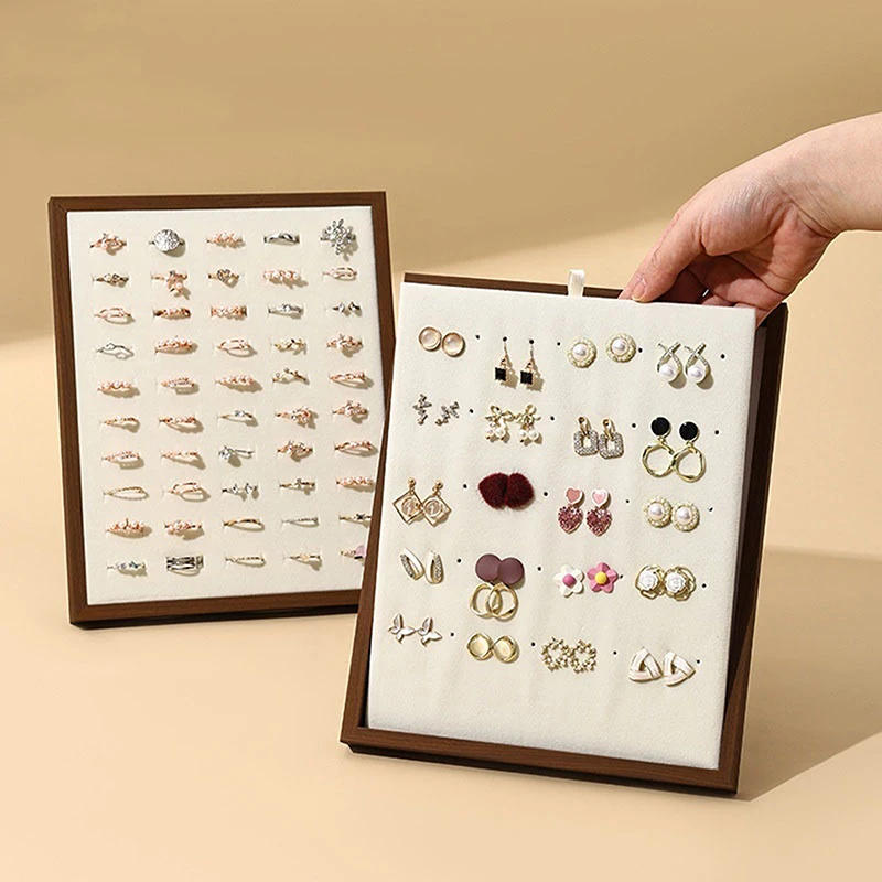 Vintage Ring Display Stand Large Capacity Jewelry Storage Rack Suitable For Rings, Earrings Fashion Jewelry Display Stand
Vintage Ring Display Stand Large Capacity Jewelry Storage Rack Suitable For Rings, Earrings Fashion Jewelry Display Stand