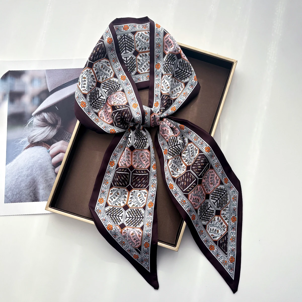 Шелковый платок-скраб для женщин: роскошный, мягкий, из искусственного шелка, для волос, шеи, сумки, на запястье, для повседневного ношения
Шелковый платок-скраб для женщин: роскошный, мягкий, из искусственного шелка, для волос, шеи, сумки, на запястье, для повседневного ношения