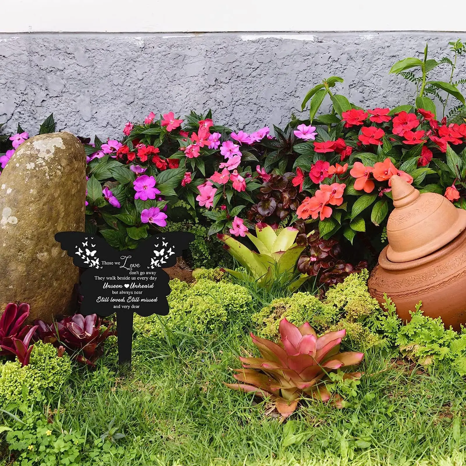 Beautiful Butterfly Memorial Garden Decoration Stake Waterproof Grave Marker for Loved Large Outdoor Metal Yard Art Decoration H
Beautiful Butterfly Memorial Garden Decoration Stake Waterproof Grave Marker for Loved Large Outdoor Metal Yard Art Decoration H