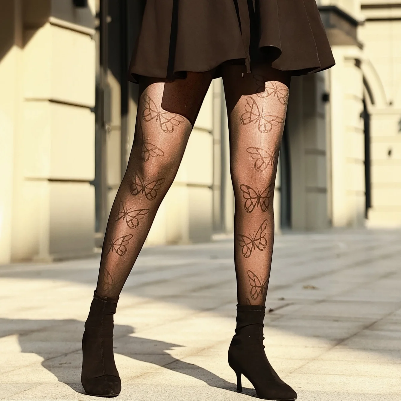 1 New Retro Jacquard Big Butterfly Pantyhose Fake Flesh Thickened One-Piece Socks Net Red Female Fall And Winter Skin Translucen
1 New Retro Jacquard Big Butterfly Pantyhose Fake Flesh Thickened One-Piece Socks Net Red Female Fall And Winter Skin Translucen