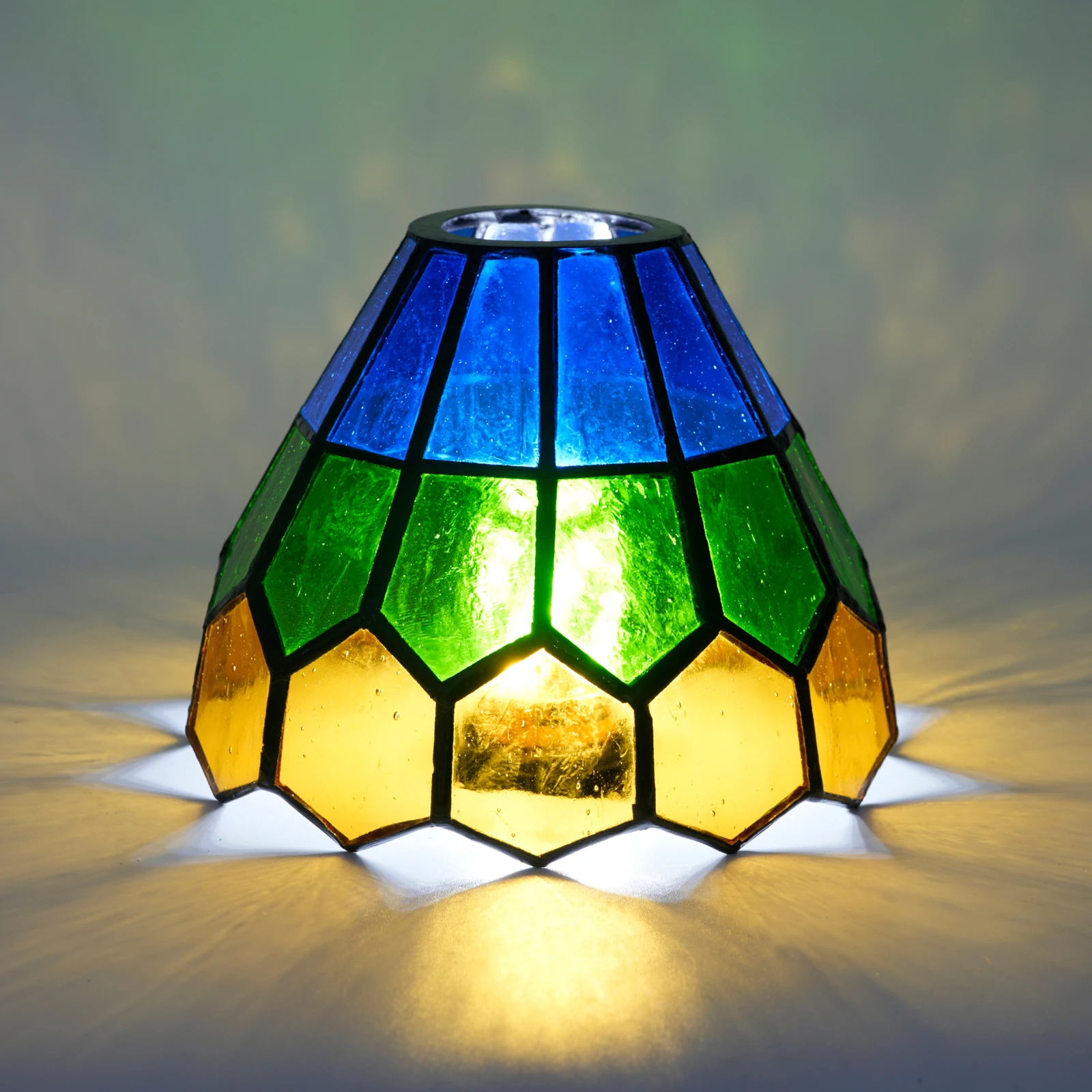Modern Translucent Stained Glass Lampshade, Replacement Lamp Shades with Fan Light, Wall Lamp and Chandeliers
Modern Translucent Stained Glass Lampshade, Replacement Lamp Shades with Fan Light, Wall Lamp and Chandeliers