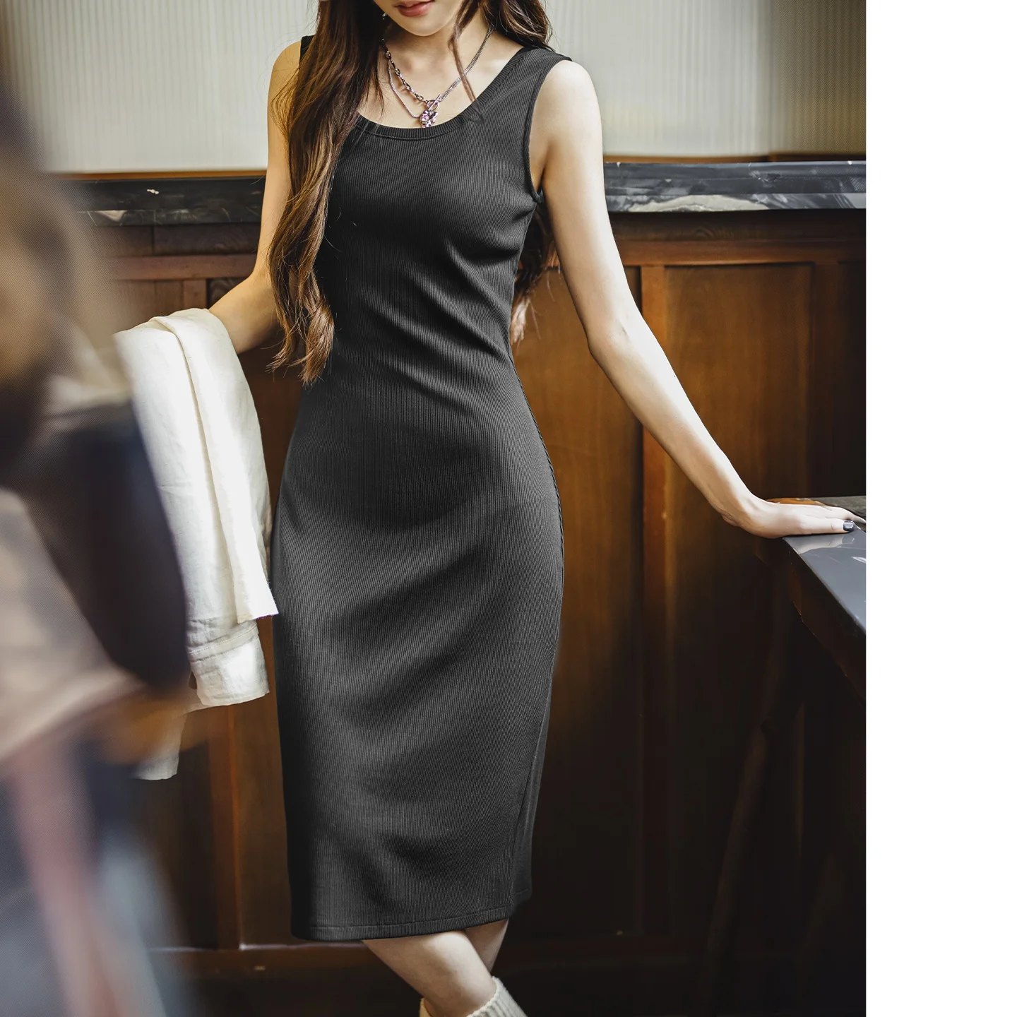 Maden Women's U Square Neck Wide Strap Tank Dress Sleeveless Camisole Waist Cinch Slim Fit Elegant Casual Summer Daily Summer
Maden Women's U Square Neck Wide Strap Tank Dress Sleeveless Camisole Waist Cinch Slim Fit Elegant Casual Summer Daily Summer