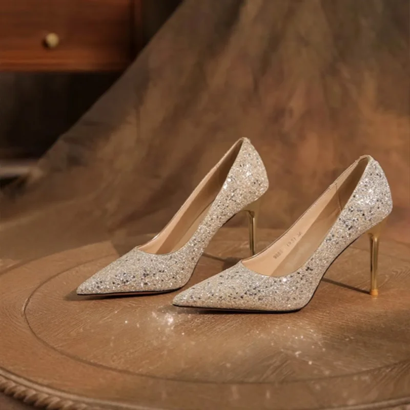Gorasion New Women's Fashion High Heel Pumps Elegant Bling Pointed Toe Wedding Shoes Thin Heel Women Luxury Slip on Shoes
Gorasion New Women's Fashion High Heel Pumps Elegant Bling Pointed Toe Wedding Shoes Thin Heel Women Luxury Slip on Shoes