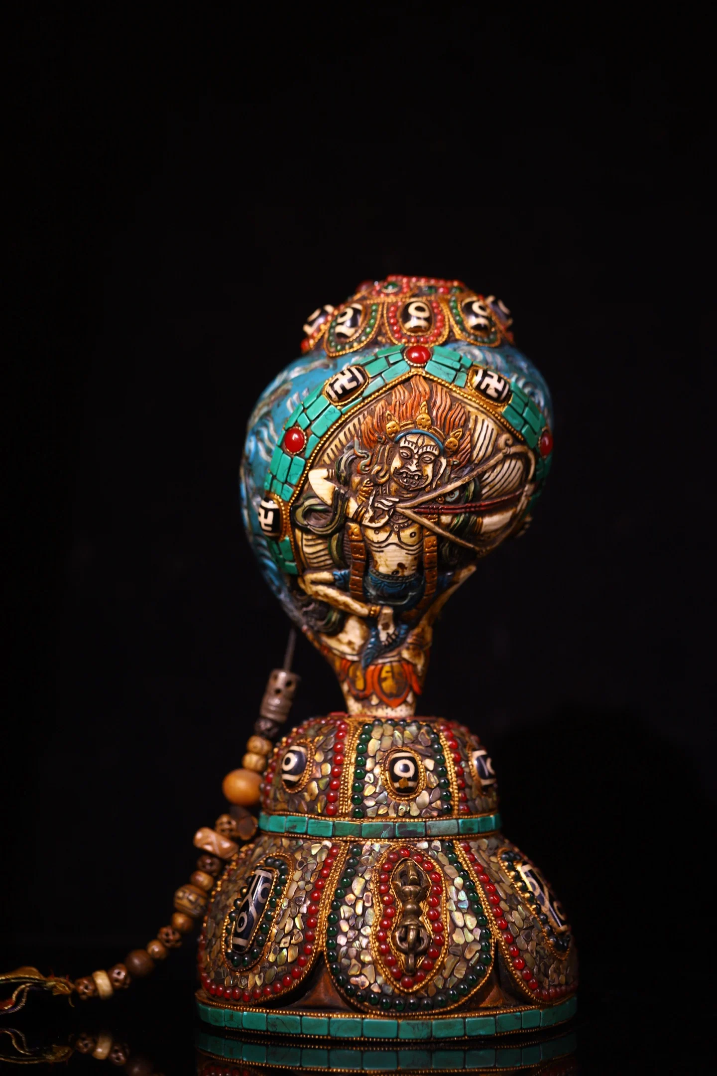 10"Old Natural Conch Painted Mosaic Gem gZi Beads Turquoise Molizhitian Buddha conch Bodhi Root Base Worship Hall
10"Old Natural Conch Painted Mosaic Gem gZi Beads Turquoise Molizhitian Buddha conch Bodhi Root Base Worship Hall