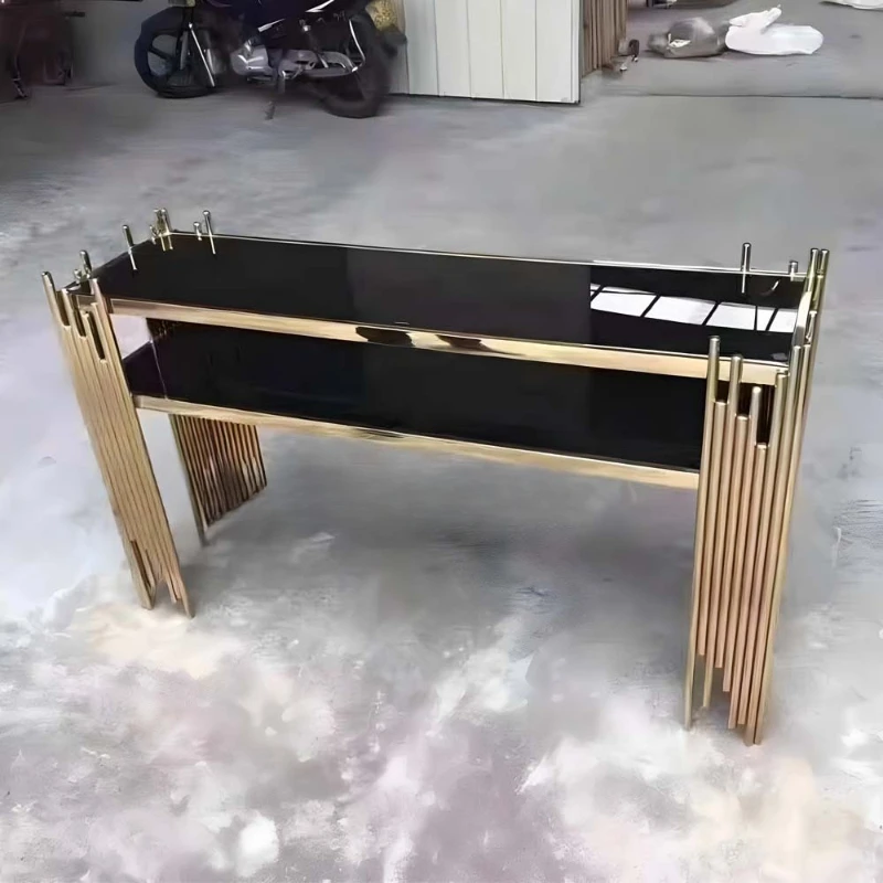 Italian light luxury windshield entrance table against the wall Hotel stainless steel entrance platform
Italian light luxury windshield entrance table against the wall Hotel stainless steel entrance platform
