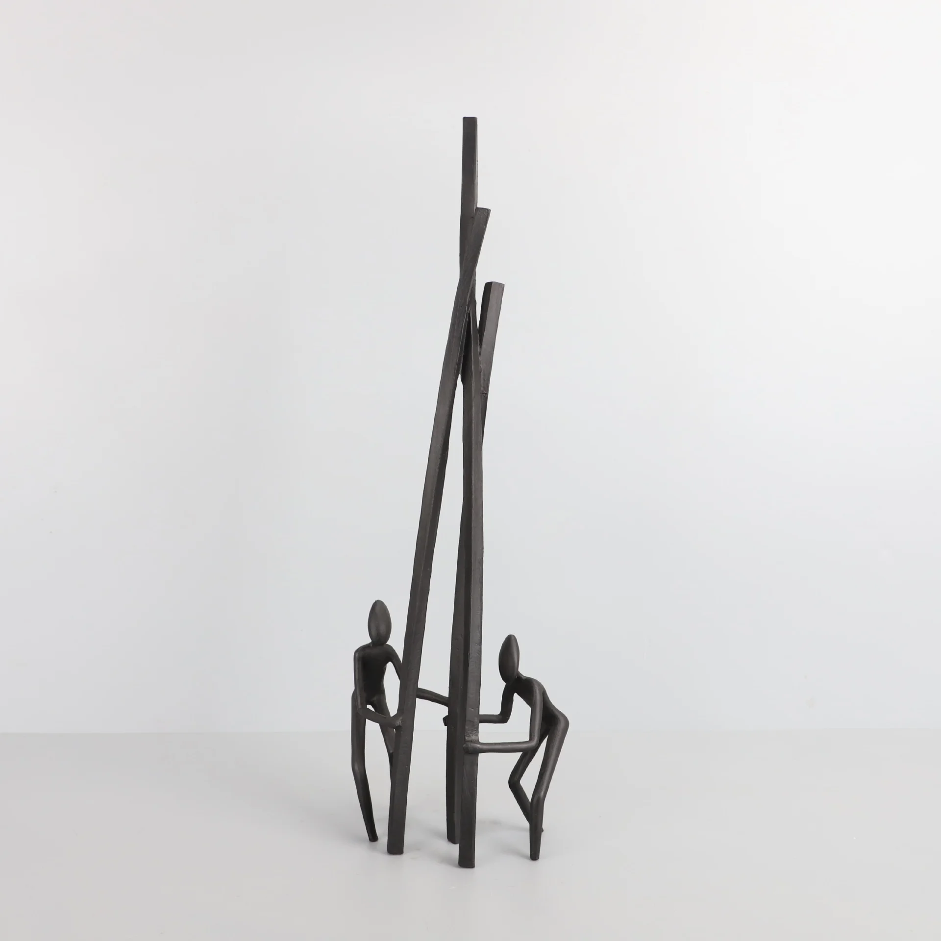 Simple creative figure cast iron pole climbing man decoration office model room shop modern porch soft decoration
Simple creative figure cast iron pole climbing man decoration office model room shop modern porch soft decoration