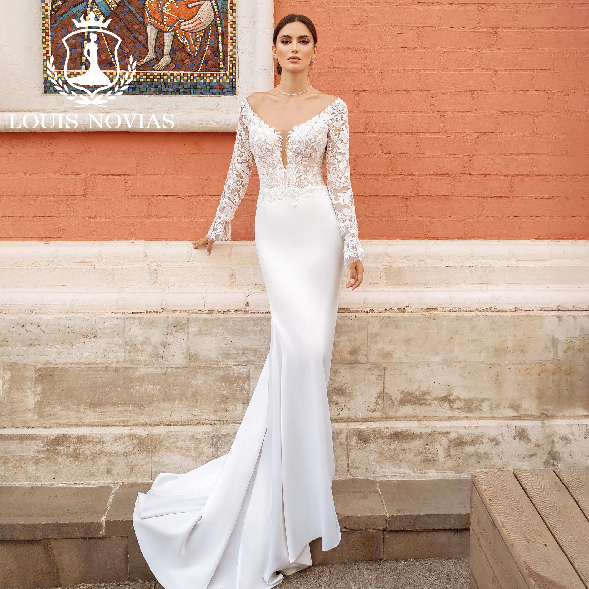 LOUIS NOVIAS Mermaid Long Sleeve Wedding Dress Stunning Deep Sexy V-Neck Appliques Stretch Satin Bridal Dress Vestidos De Novia
LOUIS NOVIAS Mermaid Long Sleeve Wedding Dress Stunning Deep Sexy V-Neck Appliques Stretch Satin Bridal Dress Vestidos De Novia