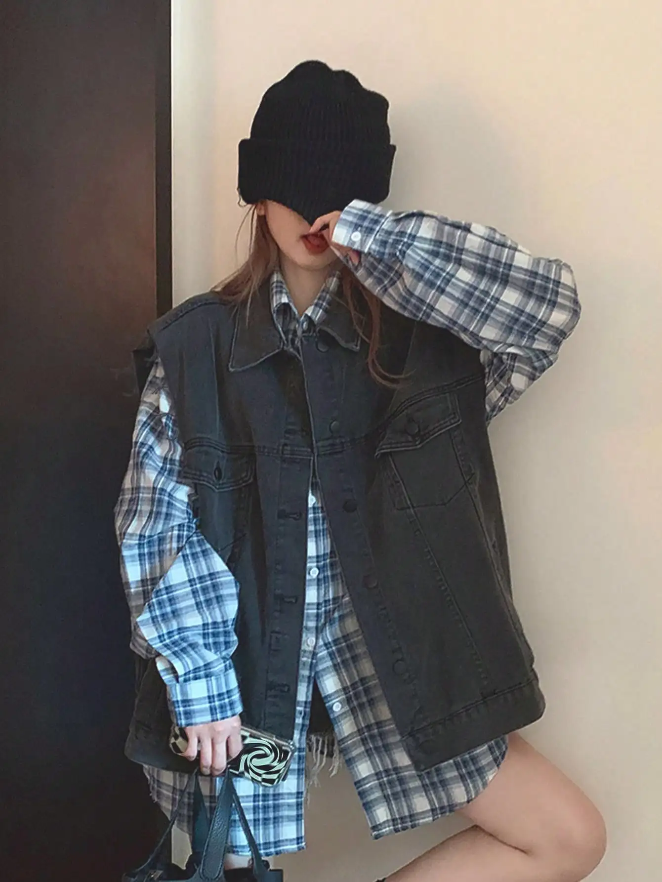 Korean Chic Early Autumn Japanese Style Retro Polo Collar Waistoutwear Denim Vest Loose Slimming Look Sleeveless Layered Jacket for Women
Korean Chic Early Autumn Japanese Style Retro Polo Collar Waistoutwear Denim Vest Loose Slimming Look Sleeveless Layered Jacket for Women
