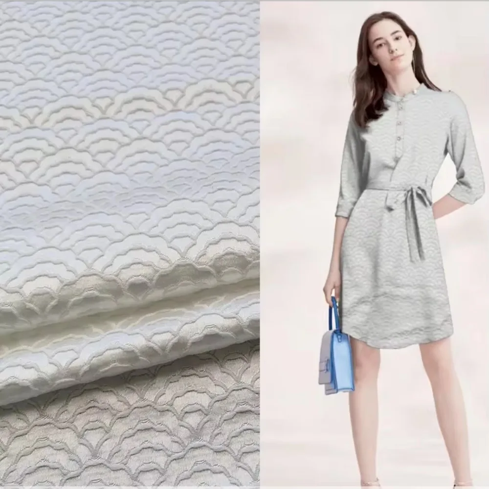 Жаккардовая парчовая ткань, черно-белая облако, море, сплошной цвет, материал темного узора, мягкая юбка, ветровка, ткань на метр
Жаккардовая парчовая ткань, черно-белая облако, море, сплошной цвет, материал темного узора, мягкая юбка, ветровка, ткань на метр