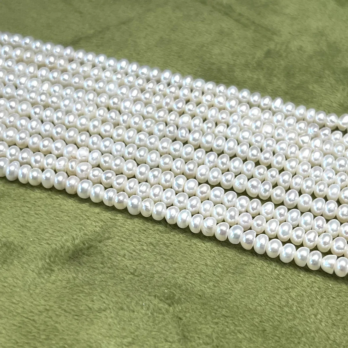 AAA Natural Freshwater Pearls Delicate Small Bread 3/4/5mm Beads for Jewelry Making DIY Women Necklace Bracelet Accessories
AAA Natural Freshwater Pearls Delicate Small Bread 3/4/5mm Beads for Jewelry Making DIY Women Necklace Bracelet Accessories