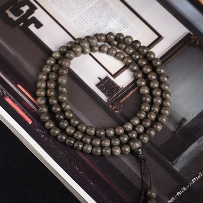 Zhengqu India Gloomy Old Mountain Sandalwood Charcoal Black Meat Stationery Mm Buddha Beads Bracelet Wooden jewelry
Zhengqu India Gloomy Old Mountain Sandalwood Charcoal Black Meat Stationery Mm Buddha Beads Bracelet Wooden jewelry