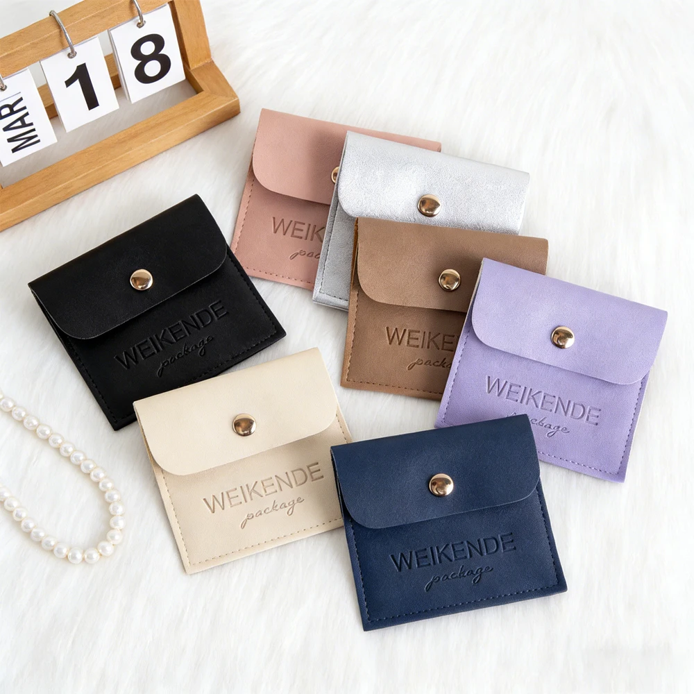 50pack Jewelry PU Leather Button Bag Personalized Logo Wedding Favors Makeup Pendant Bracelet Necklace Display Storage Packaging
50pack Jewelry PU Leather Button Bag Personalized Logo Wedding Favors Makeup Pendant Bracelet Necklace Display Storage Packaging