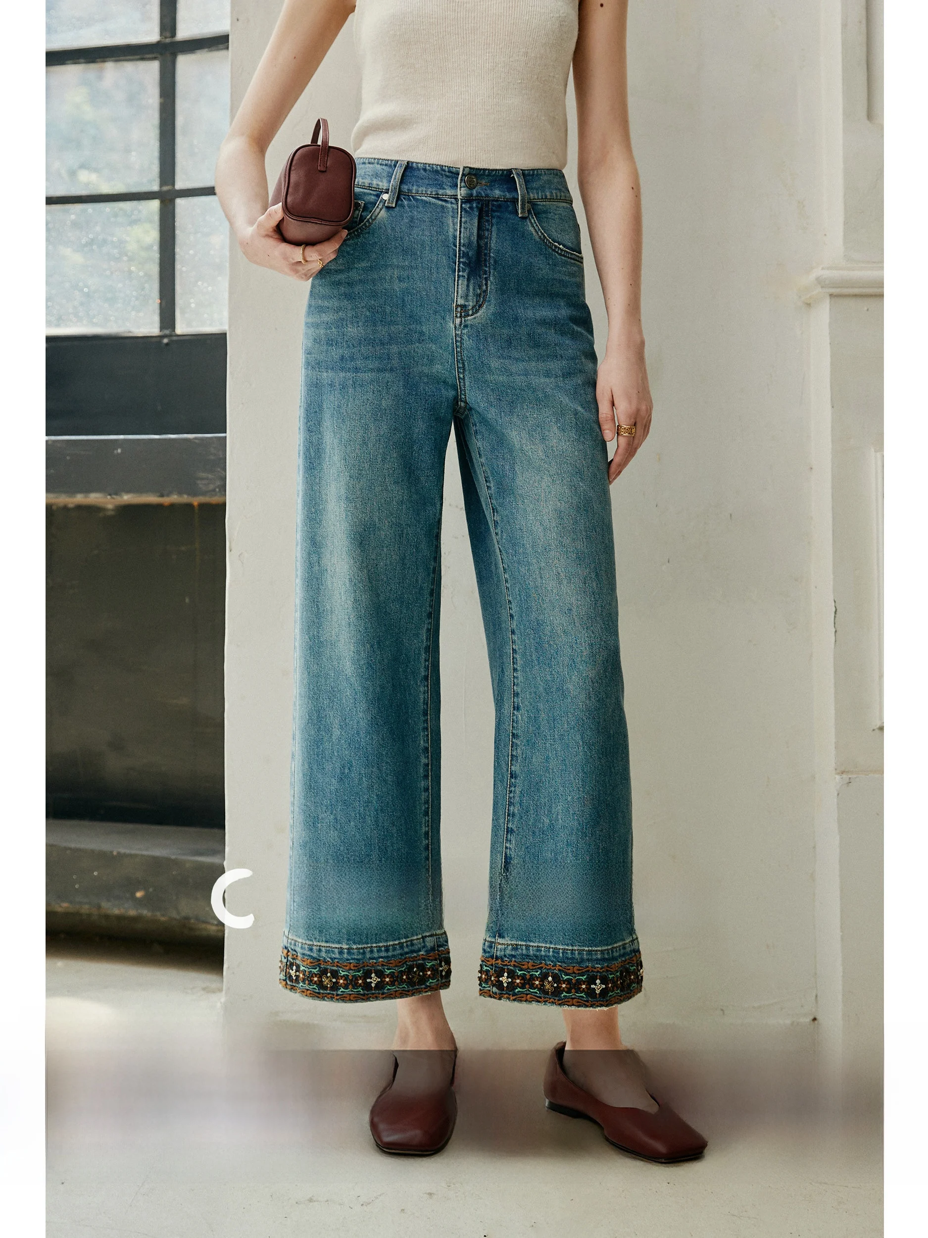 Женские джинсы CA Gypsy Sle из эластичного хлопка с вышивкой, винтажные, с высокой талией, широкими штанинами, прямого кроя, осенние, повседневные, свободного кроя
Женские джинсы CA Gypsy Sle из эластичного хлопка с вышивкой, винтажные, с высокой талией, широкими штанинами, прямого кроя, осенние, повседневные, свободного кроя