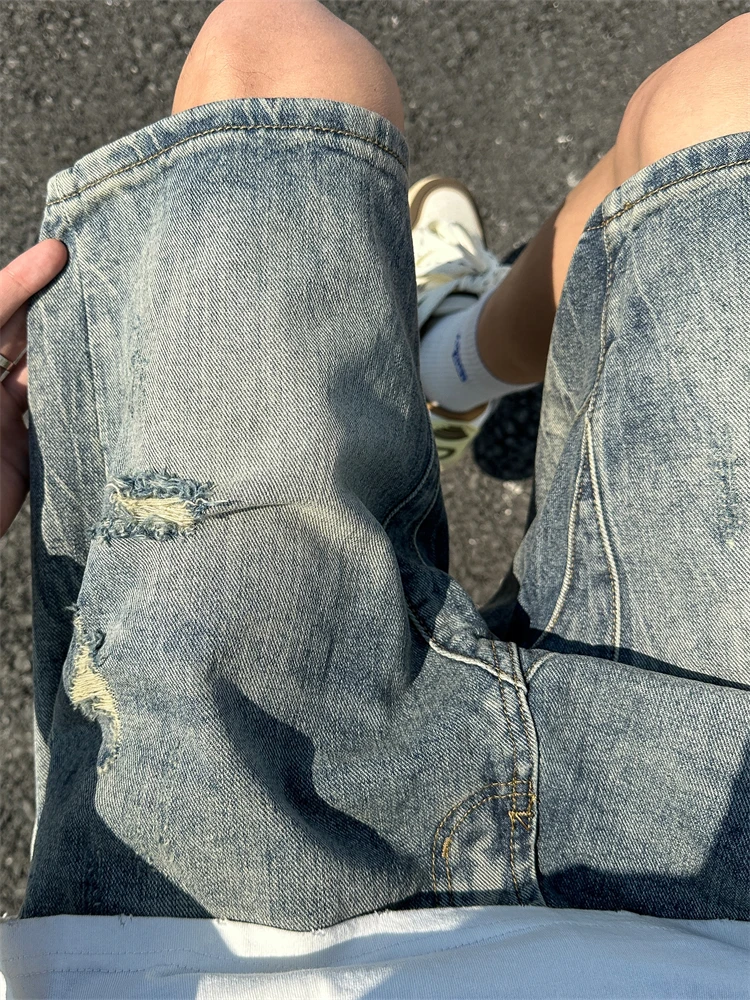 Men's Summer Thin Straight Leg Jeans Shorts Casual Hole Punching Fashionable Streetwear Outerwear Five-Point Pants
Men's Summer Thin Straight Leg Jeans Shorts Casual Hole Punching Fashionable Streetwear Outerwear Five-Point Pants