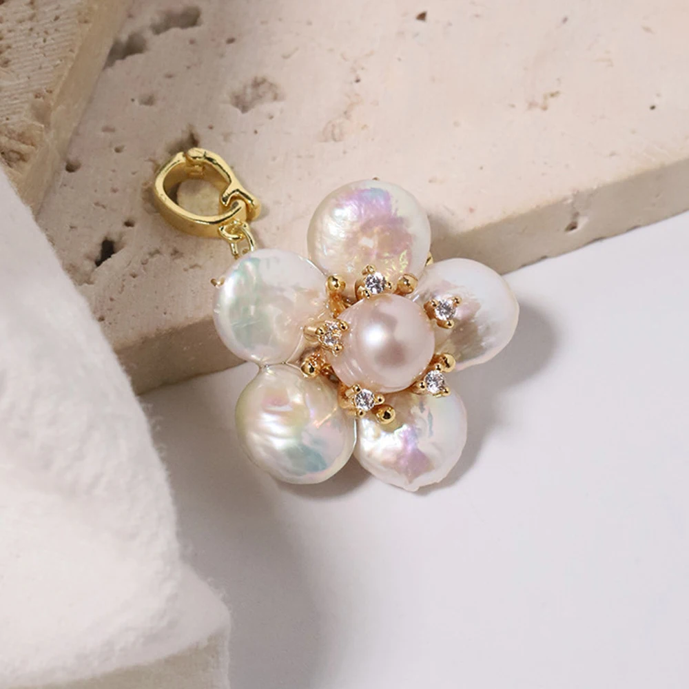 Natural Freshwater Baroque Pearl Flower Pendant for Necklace Female Collarbone Chain Crystal Rhinestone Pendants Accessories
Natural Freshwater Baroque Pearl Flower Pendant for Necklace Female Collarbone Chain Crystal Rhinestone Pendants Accessories