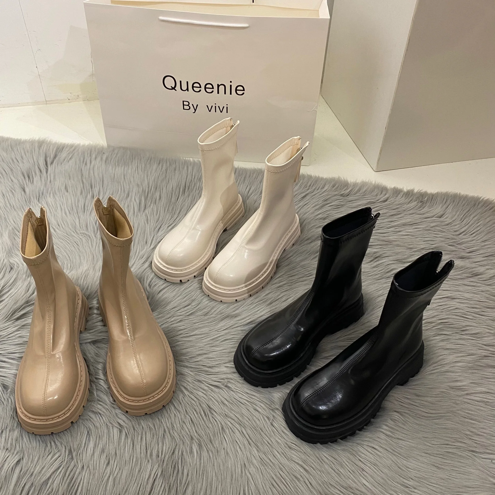 White Boots Women's Shoes Summer Short Boots Spring Autumn Winter Long Boots Single Boot Korean Style Waterproof Platf...
White Boots Women's Shoes Summer Short Boots Spring Autumn Winter Long Boots Single Boot Korean Style Waterproof Platf...