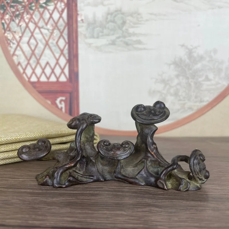 Antique Style Ganoderma Solid Ruyi Handheld Piece Pen Holder Table Tea Pet Ornament
Antique Style Ganoderma Solid Ruyi Handheld Piece Pen Holder Table Tea Pet Ornament