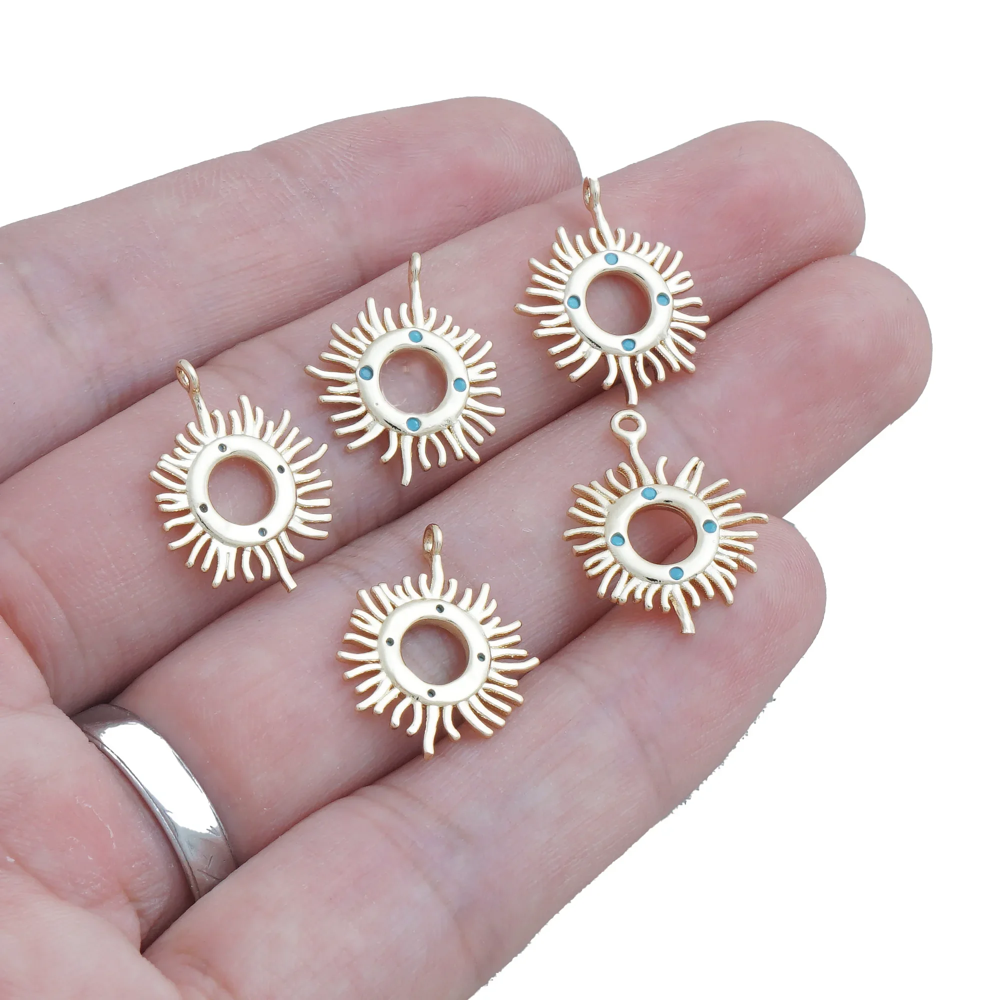 14k Gold Filled Sun Pendant, Tiny Sunbust Charm for Necklace Bracelet Making, Celestial Jewelry,DIY Accessory 10422952
14k Gold Filled Sun Pendant, Tiny Sunbust Charm for Necklace Bracelet Making, Celestial Jewelry,DIY Accessory 10422952