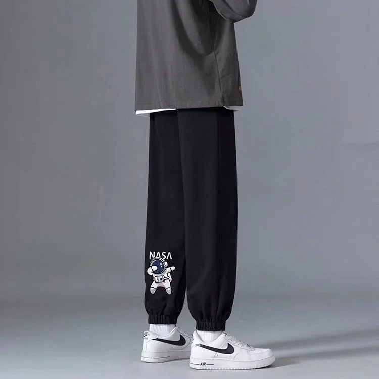 【Plus Size M-8XL Pants】American Style NASA astronaut print Pants Oversized Men's Loose Trendy Sports Casual Pants
【Plus Size M-8XL Pants】American Style NASA astronaut print Pants Oversized Men's Loose Trendy Sports Casual Pants