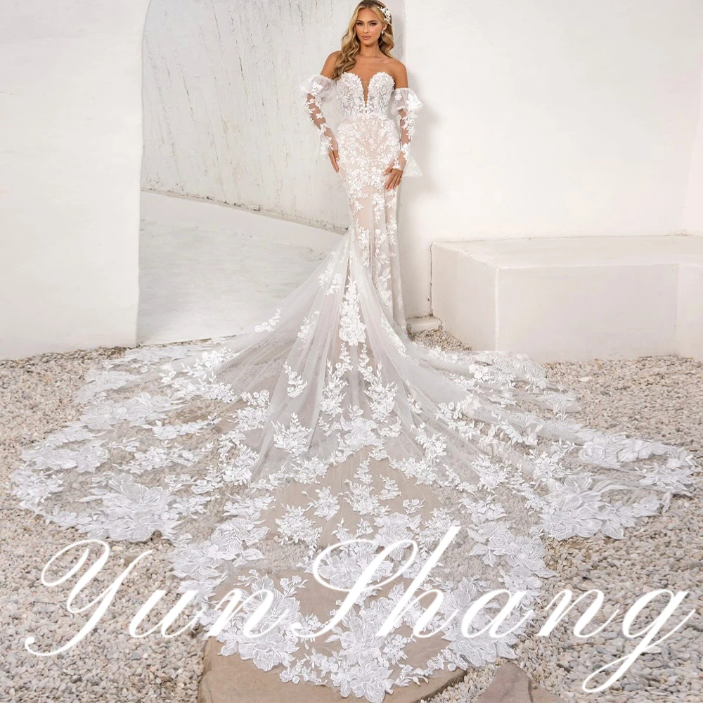 YunShang Customized Off Shoulder Lace Mermaid Wedding Dress Bridal Gown Elegant Design Timeless Silhouette Luxurious Fabric
YunShang Customized Off Shoulder Lace Mermaid Wedding Dress Bridal Gown Elegant Design Timeless Silhouette Luxurious Fabric